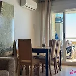 Aura Lux 아파트